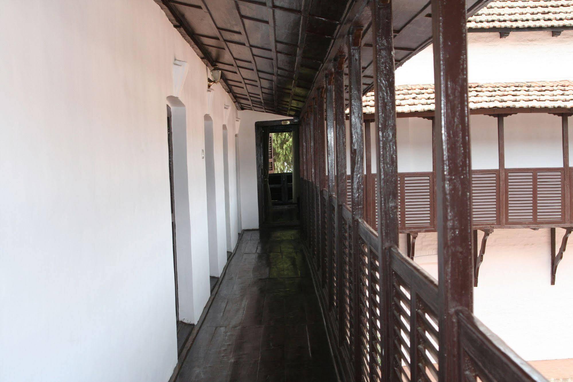 Oyo 738 Hotel Kaze Darbar Katmandu Zewnętrze zdjęcie