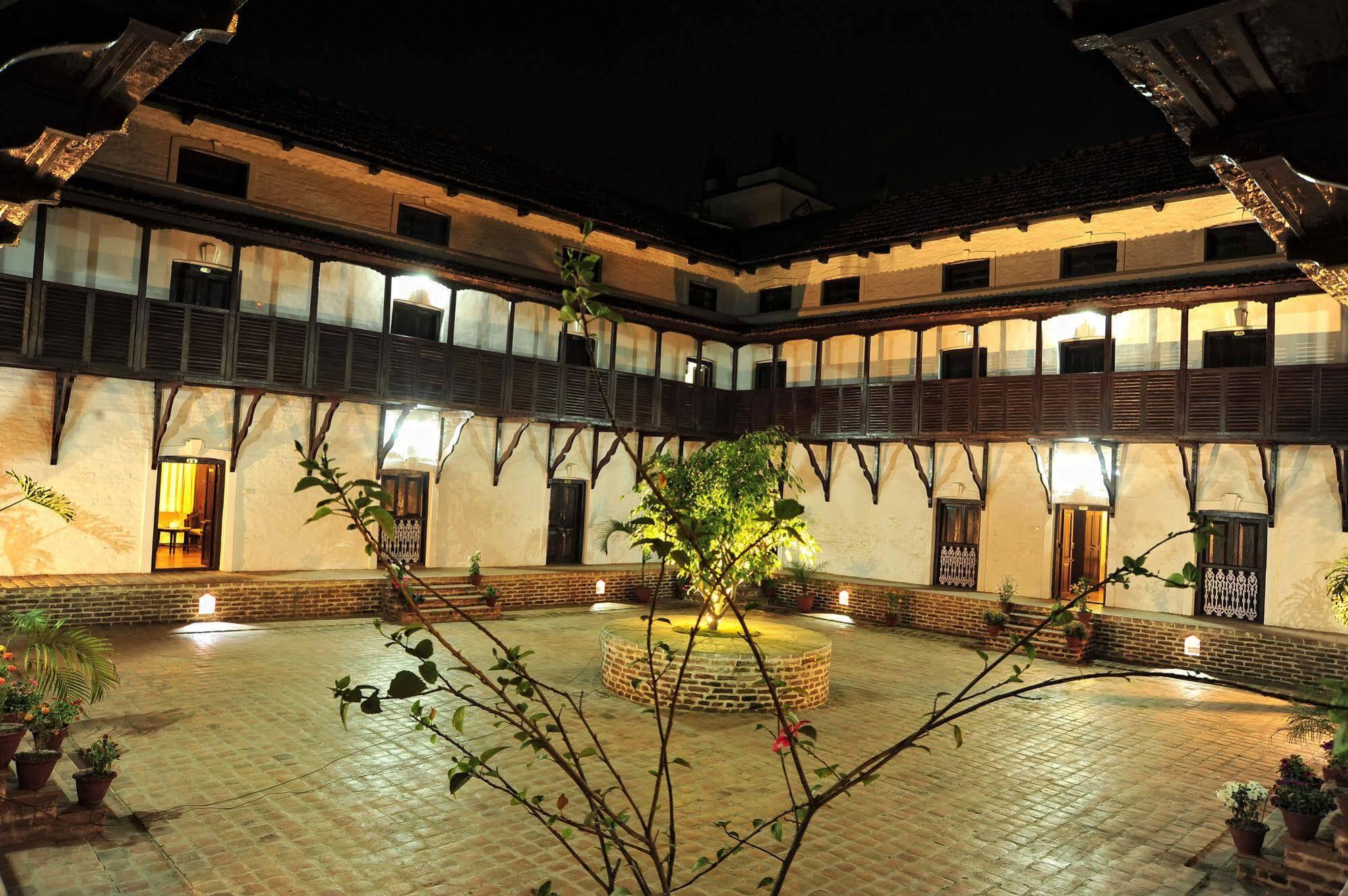 Oyo 738 Hotel Kaze Darbar Katmandu Zewnętrze zdjęcie