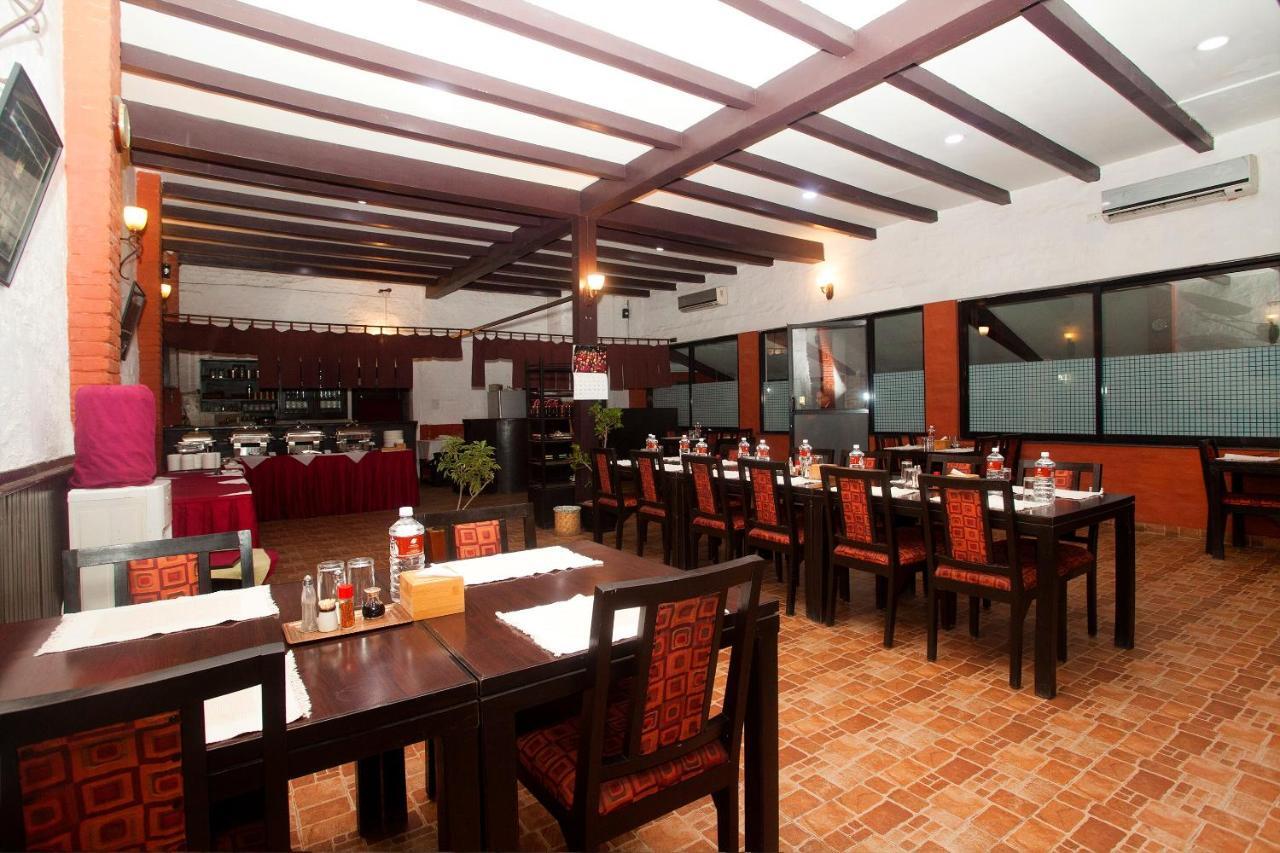 Oyo 738 Hotel Kaze Darbar Katmandu Zewnętrze zdjęcie