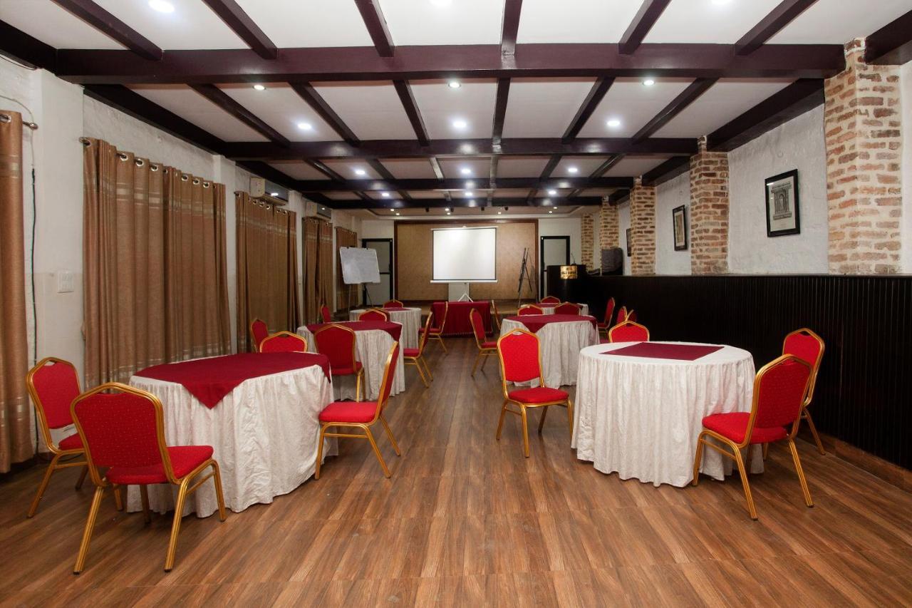Oyo 738 Hotel Kaze Darbar Katmandu Zewnętrze zdjęcie